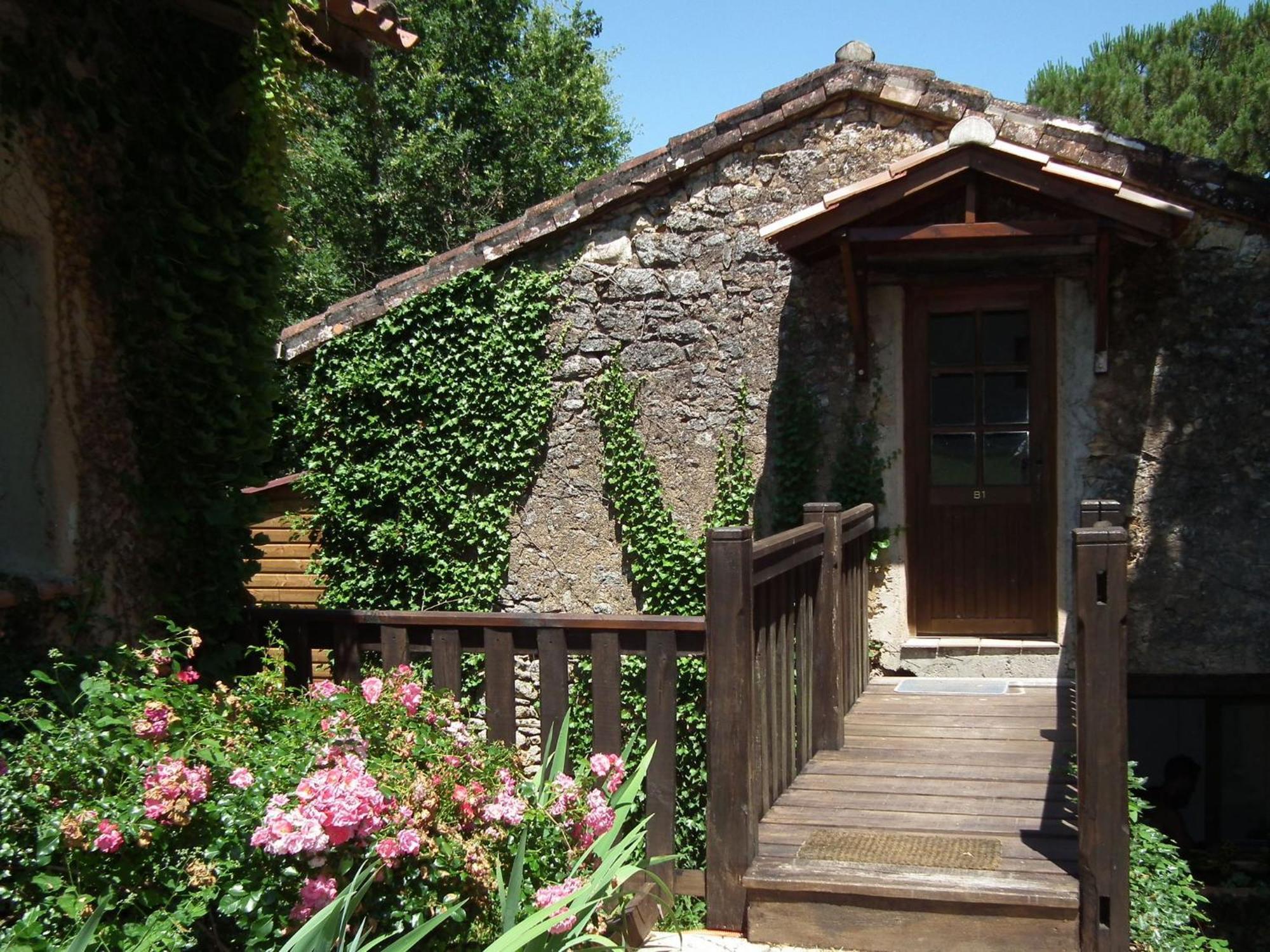 Domaine De Gavaudun 빌라 외부 사진